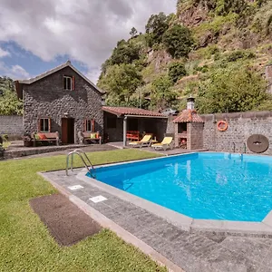  Casa de Férias Casa Da Pedra By Amazing Madeira